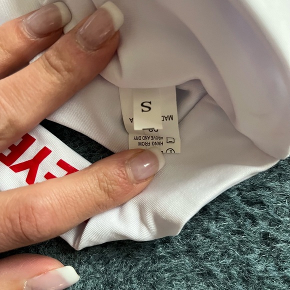 SOLD CROPPED OHIO STATE SPORTS BRA SIZE SMALL - Picture 3 of 3